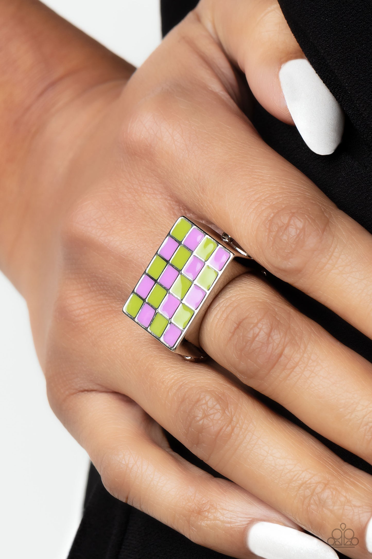 Paparazzi Checkerboard Craze - Green  Ring P4DA-GRXX-070XX