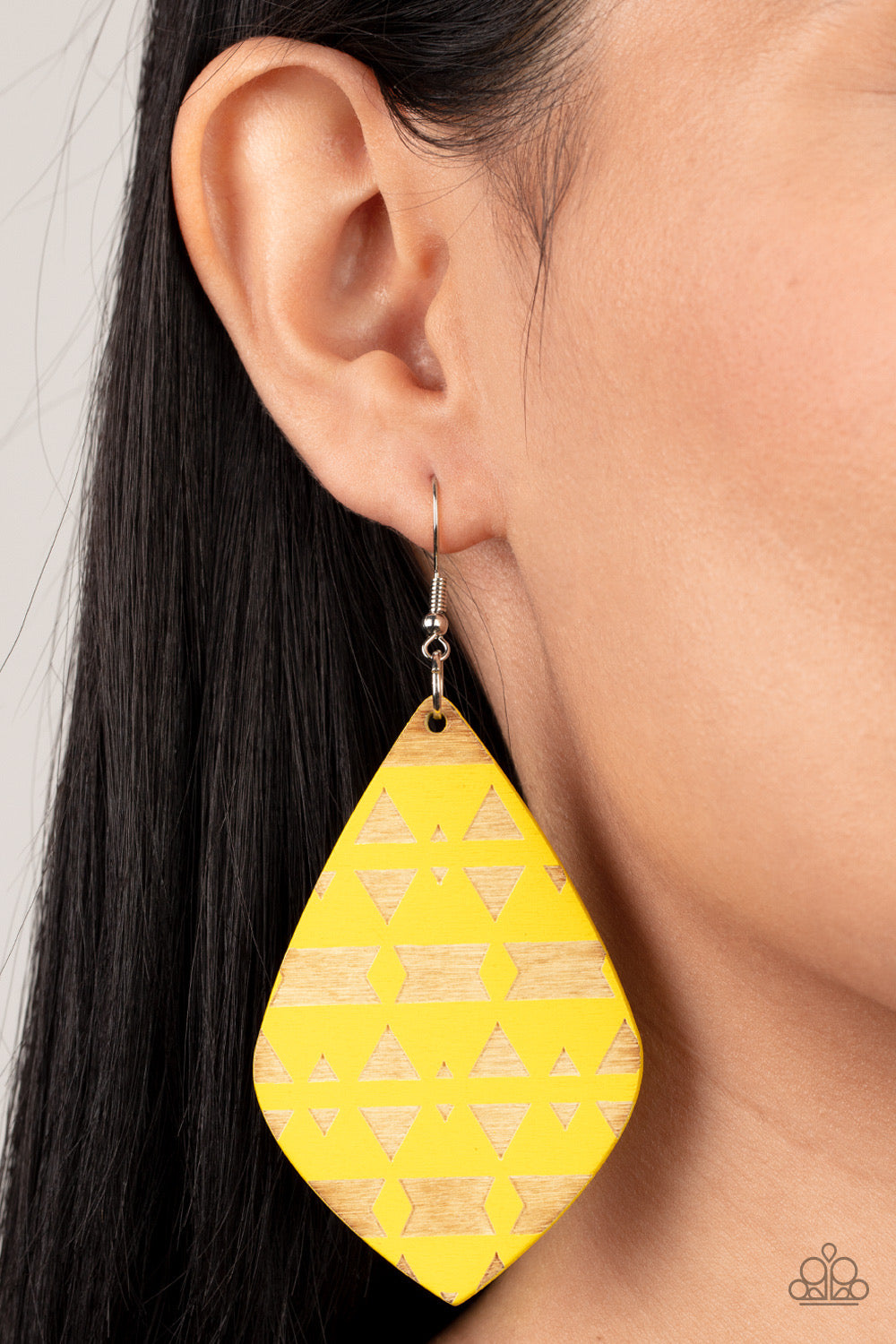 Paparazzi Zimbabwe Zoo - Yellow Wood Earring  P5SE-YWXX-143XX