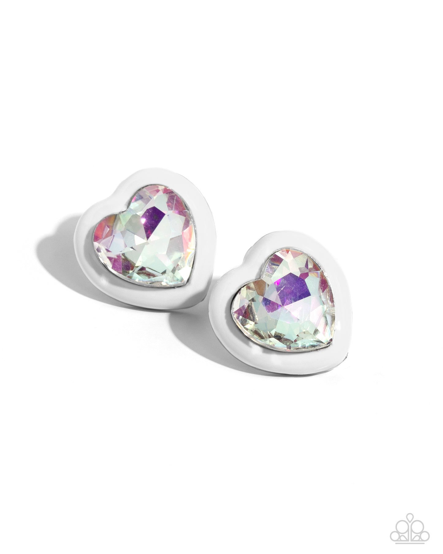 Paparazzi Heartfelt Haute - White Post Earring P5PO-WTXX-401UN