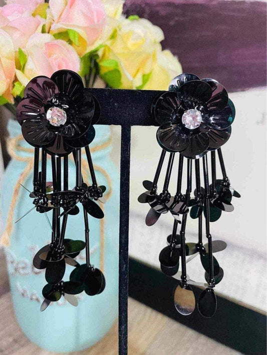 Paparazzi Floral Future-Black Post Earring