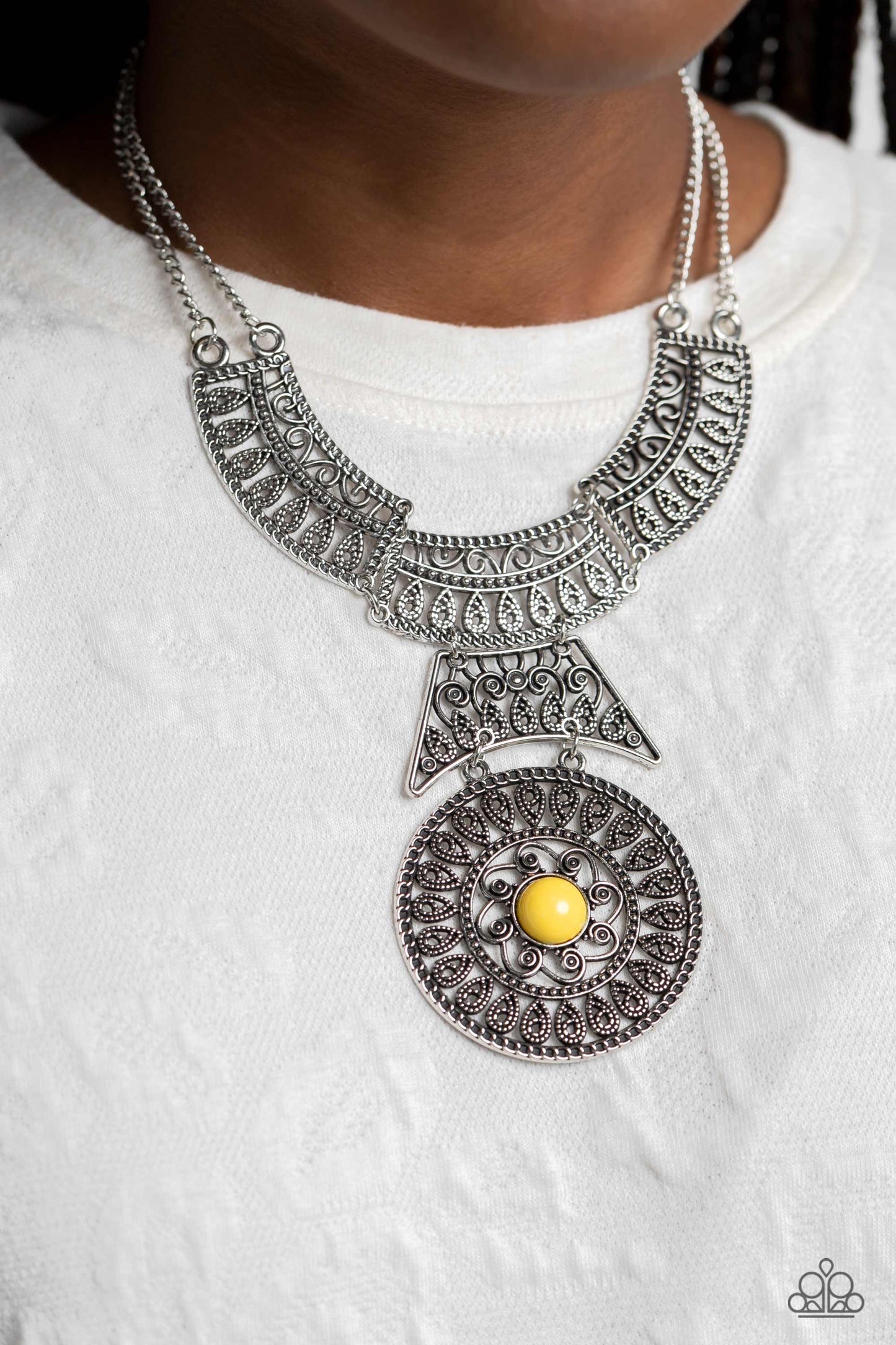 Paparazzi Fetching Filigree - Yellow Necklace P2WH-YWXX-287XX