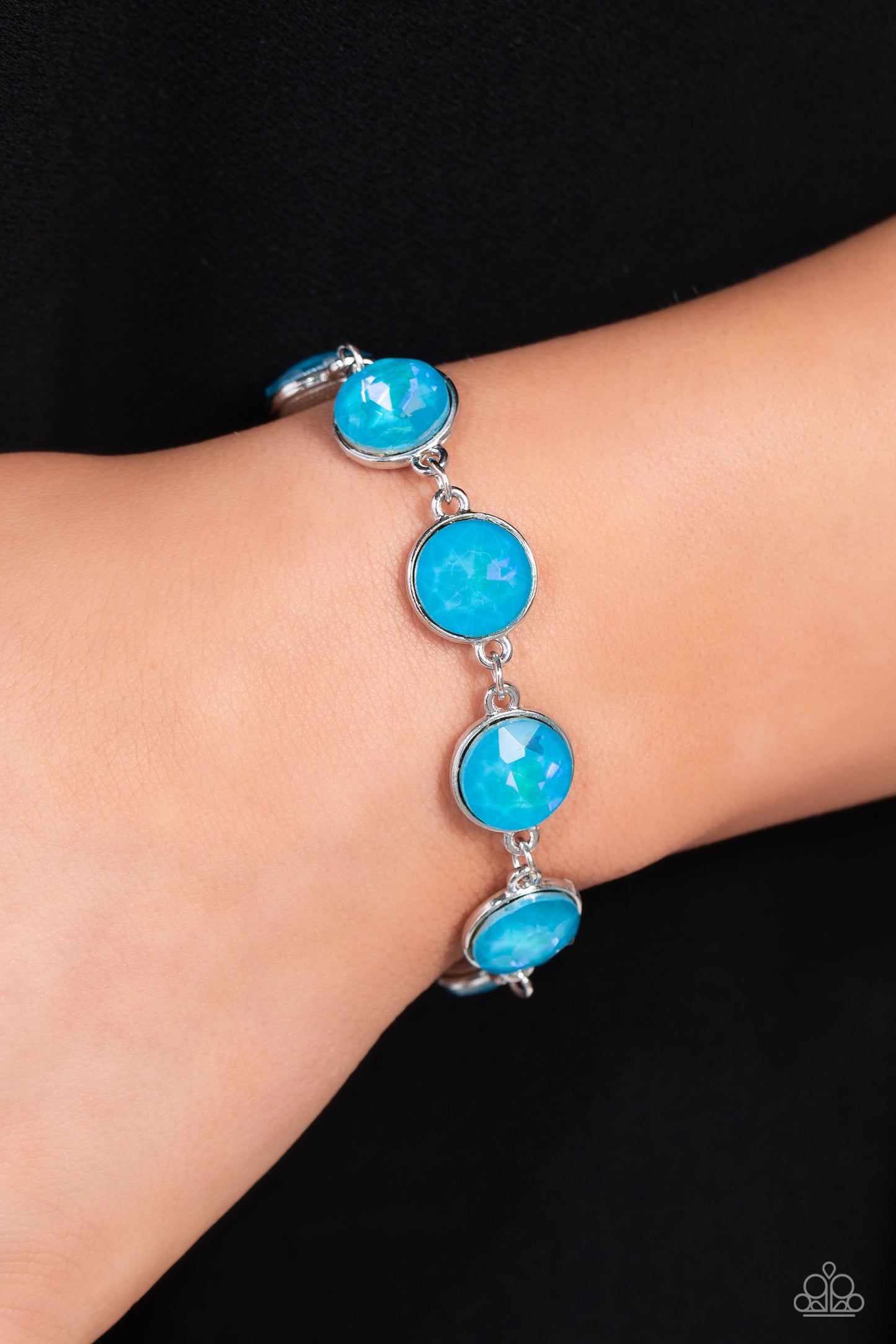 Paparazzi Enchanted Emblems - Blue Bracelet P9RE-BLXX-237XX