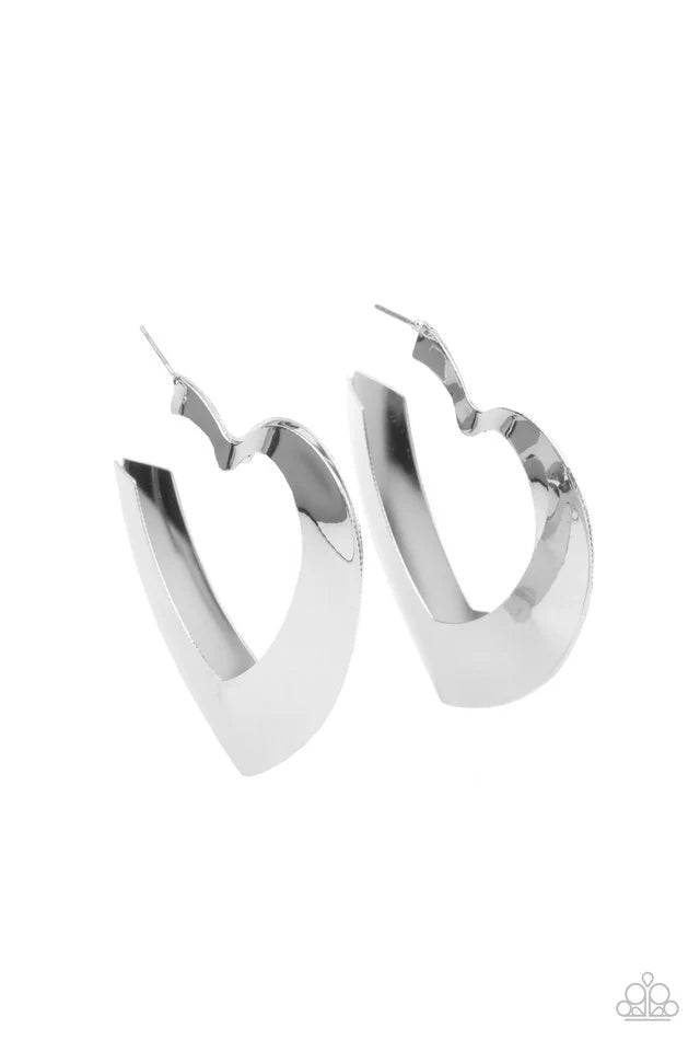 Paparazzi  Heart-Racing Radiance - Silver Earring