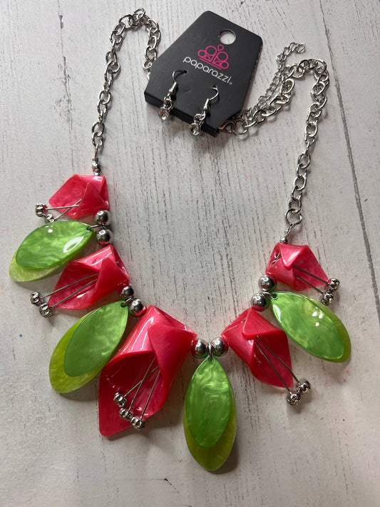 Paparazzi Garden Gaze- Multi Necklace