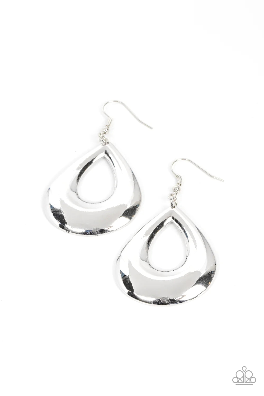 Laid-Back Leisure - Silver Earrings - Paparazzi Accessories