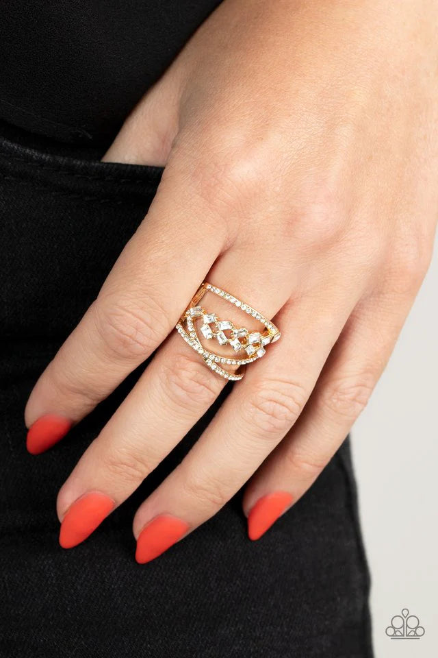 Paparazzi Lavishly Luminary - Gold Ring