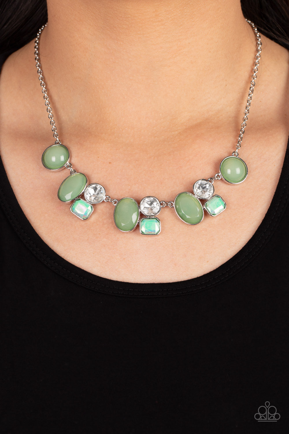 Paparazzi Fantasy World - Green Necklace P2RE-GRXX-269XX