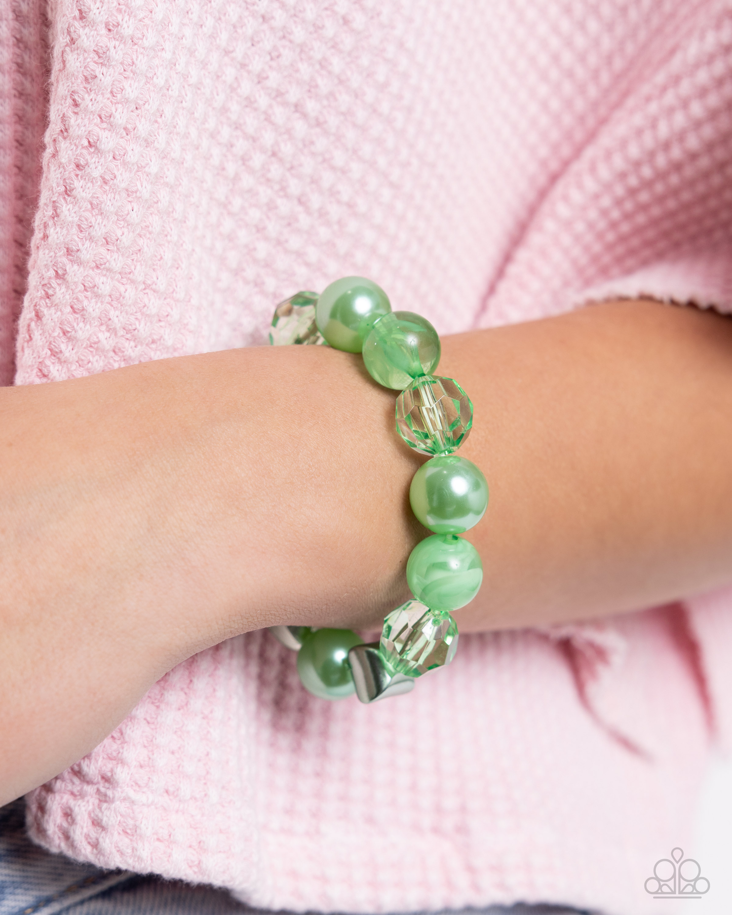 Paparazzi Plentiful Pigment - Green Bracelet P9WH-GRXX-218YN