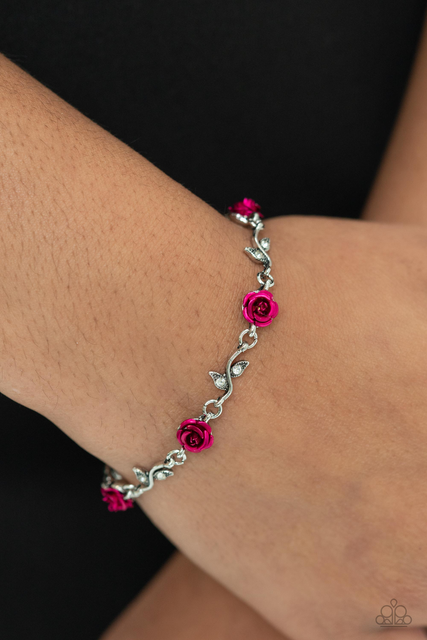 Paparazzi Roses Supposes - Pink Bracelet P9DA-PKXX-110UR