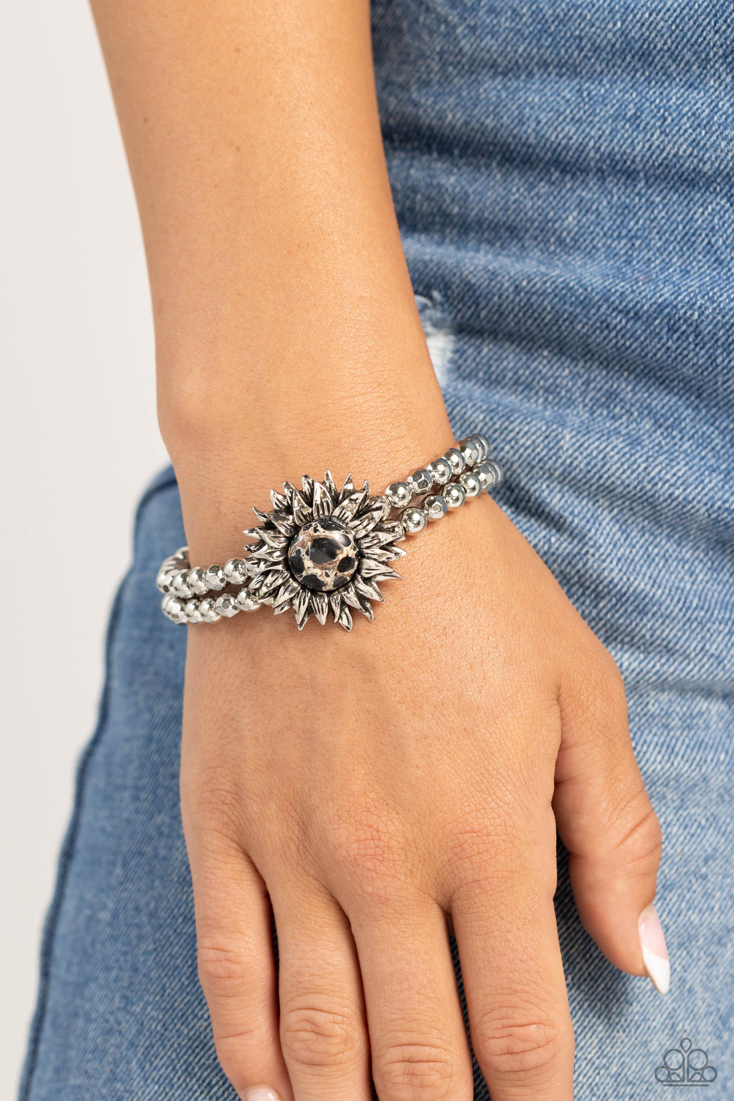 Paparazzi Sunflower Serenity - Black Bracelet P9SE-BKXX-341XX