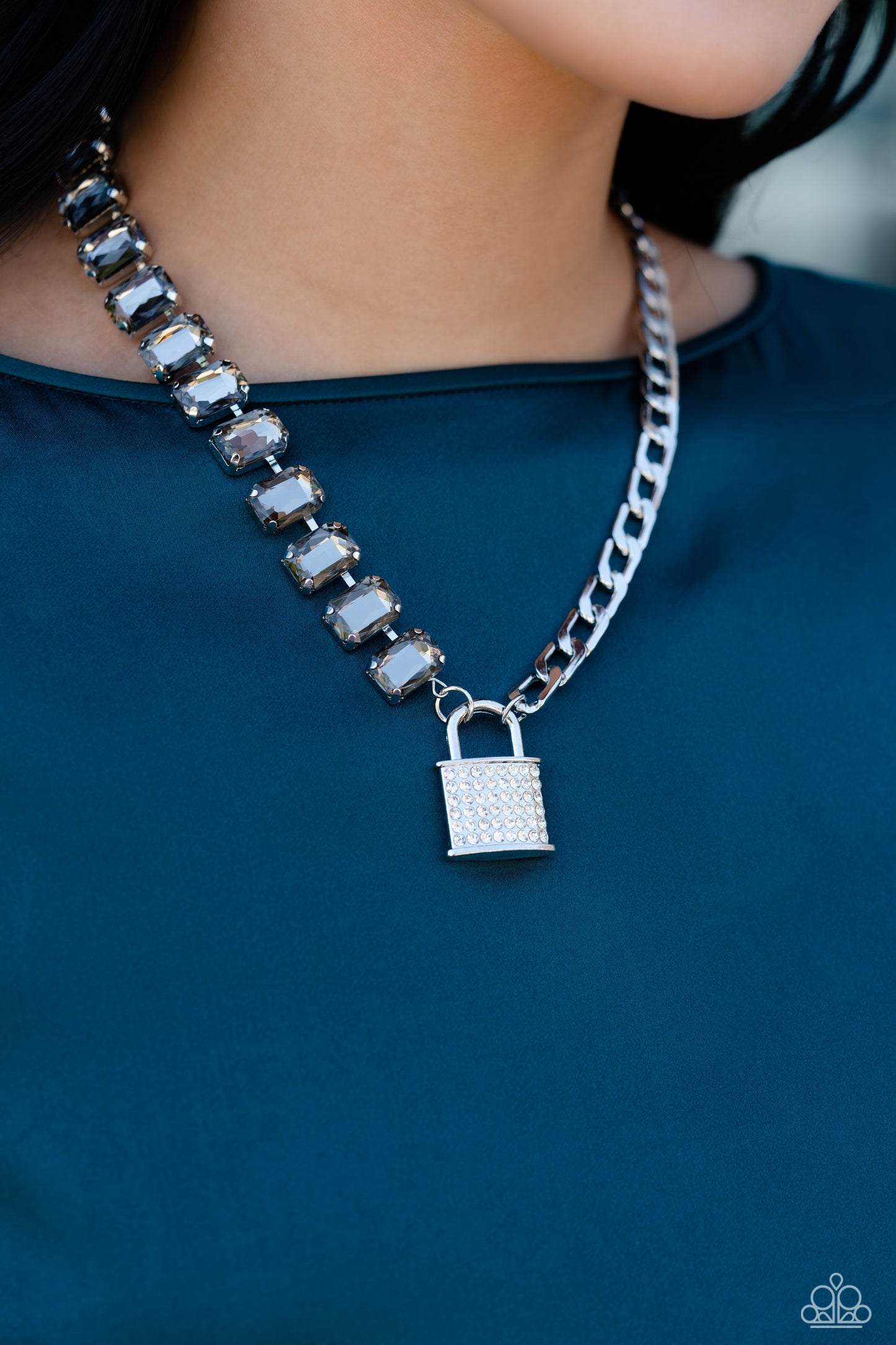 Paparazzi Lock and Roll-Silver Necklace