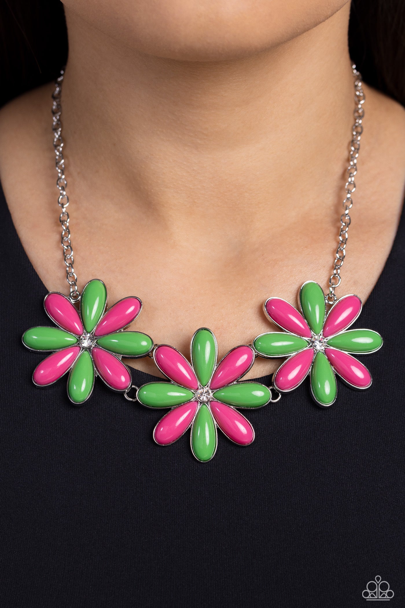 Paparazzi Bodacious Bouquet - Green Necklace P2ST-GRXX-124XX