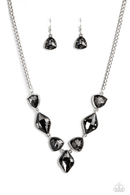 Paparazzi Glittering Geometrics - Silver Necklace  P2ST-SVXX-197XX