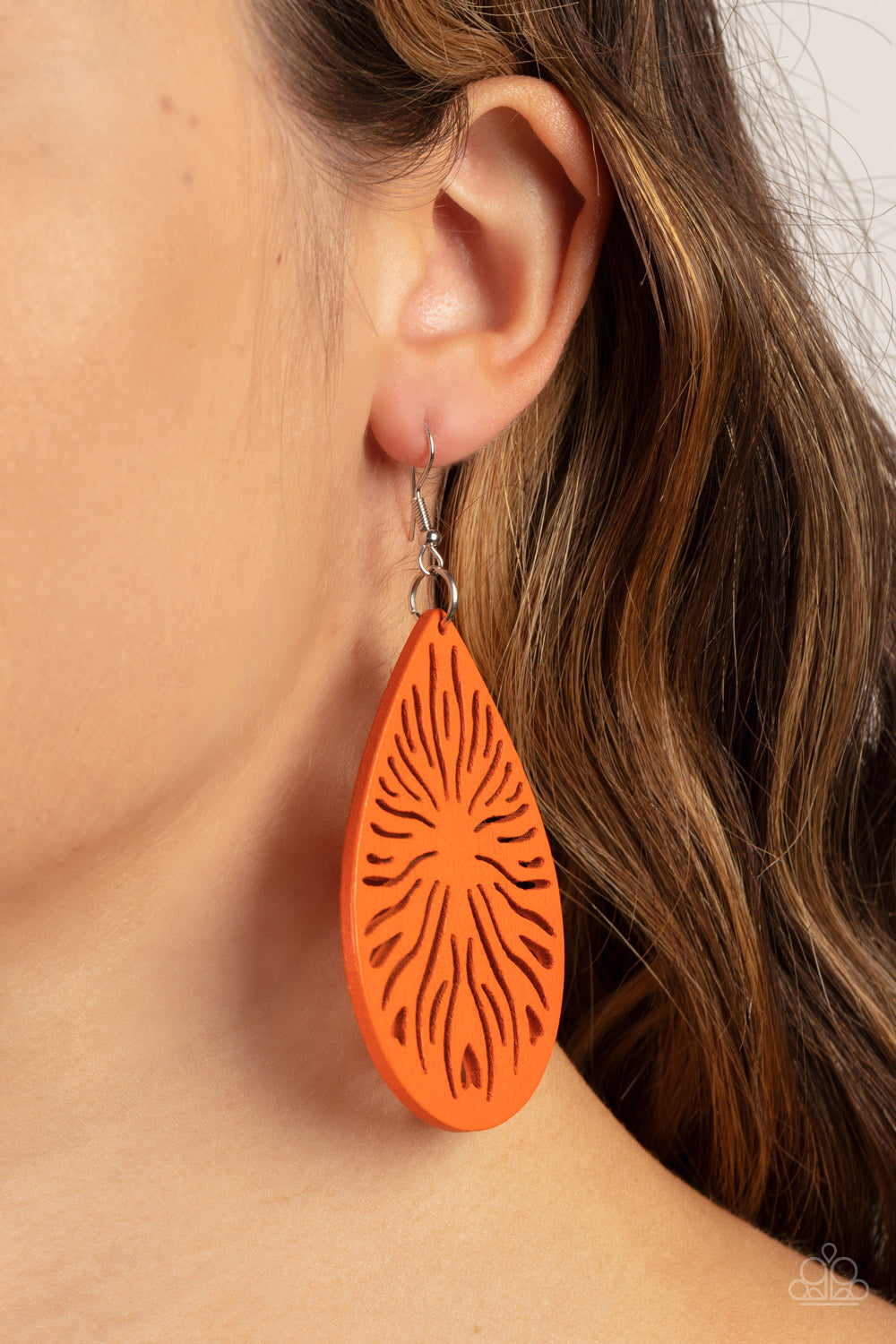 Paparazzi Sunny Incantations - Orange Wood Earring P5SE-OGXX-169XX