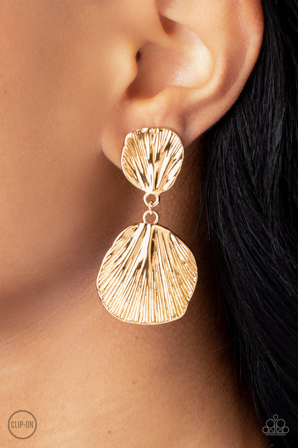 Paparazzi Metro Mermaid - Gold Post Earring P5CO-GDXX-079XX