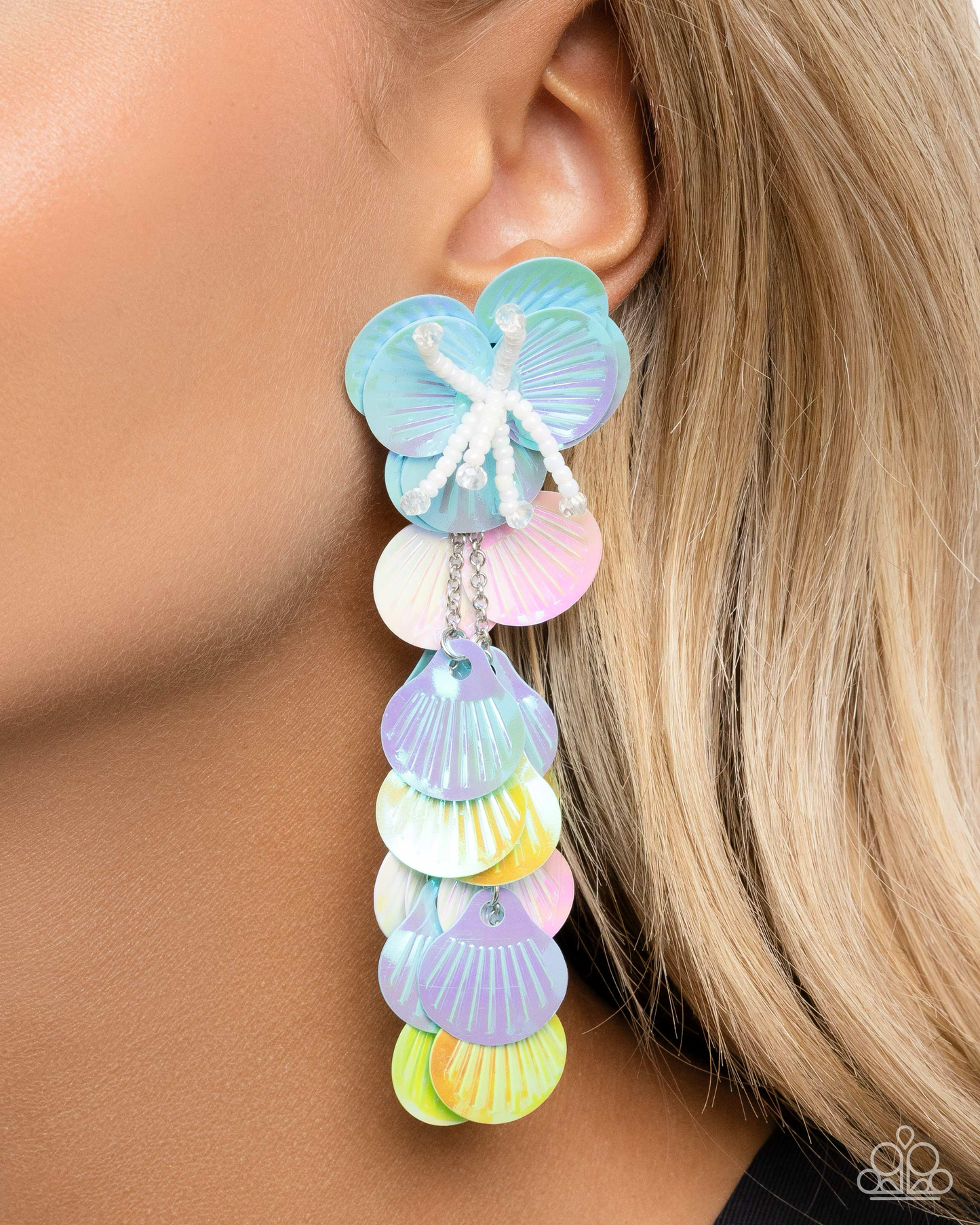 Paparazzi Under the Waves - Blue Post Earring  P5PO-BLXX-186XX