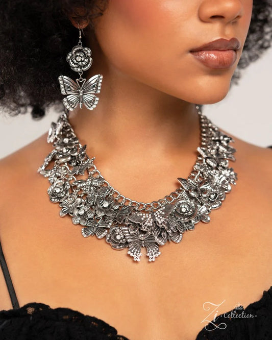 Paparazzi ZI Necklace ~ The McKayla-Silver