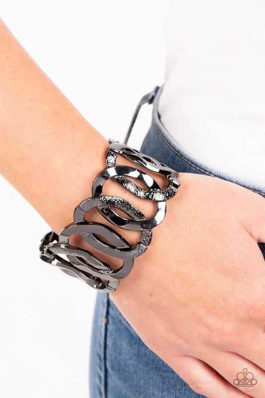 Paparazzi Bracelet ~ Industrial Indulgence - Black ok