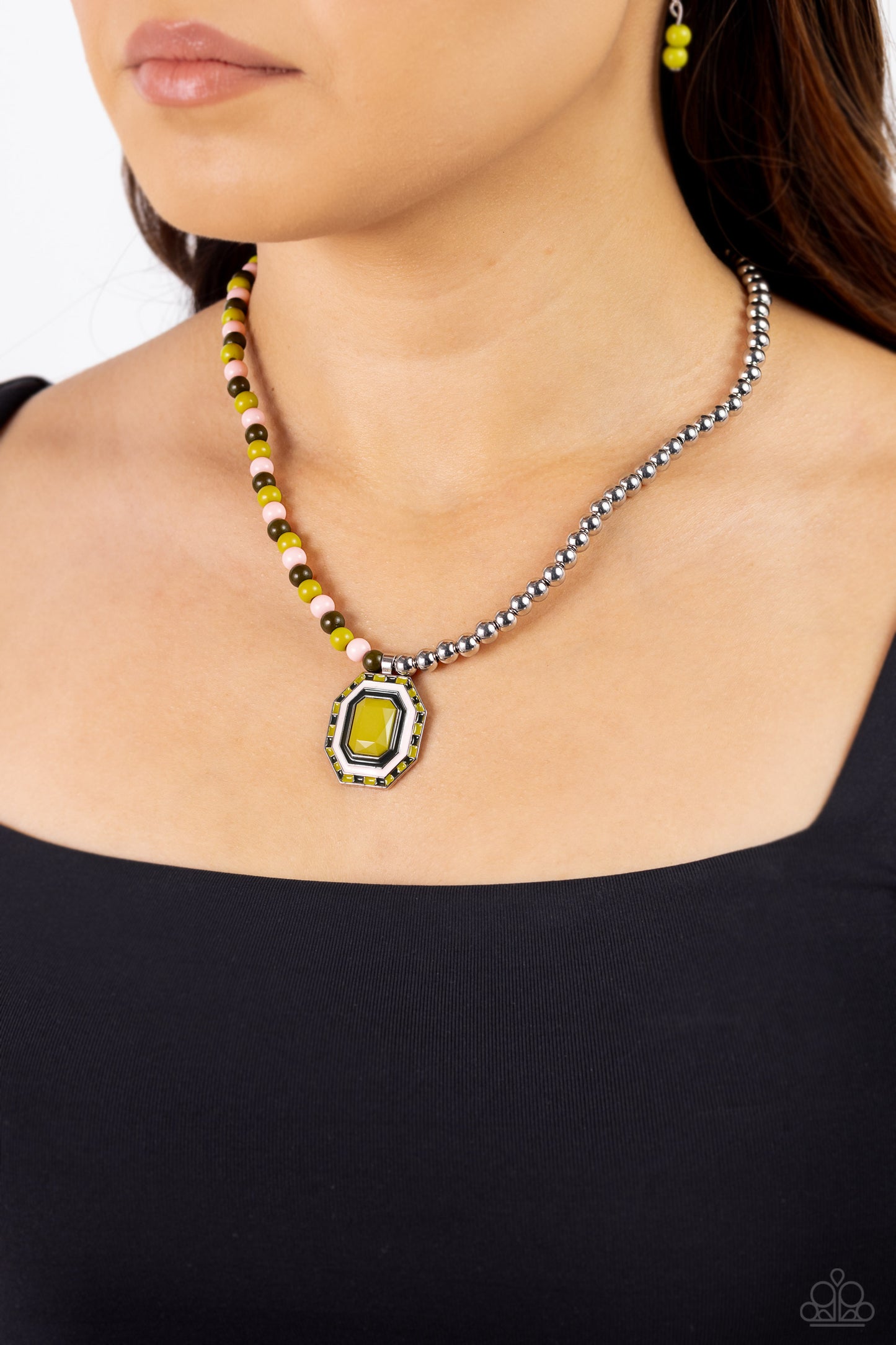 Paparazzi Contrasting Candy - Green Necklace P2ST-GRXX-125XX