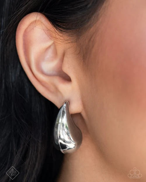 Paparazzi Raindrop Reveal Earrings-Silver Post Earring