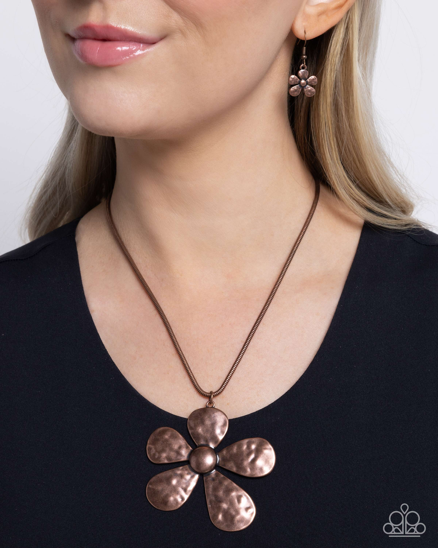 Paparazzi Gratifying Garden - Copper Necklace P2WH-CPXX-198XX