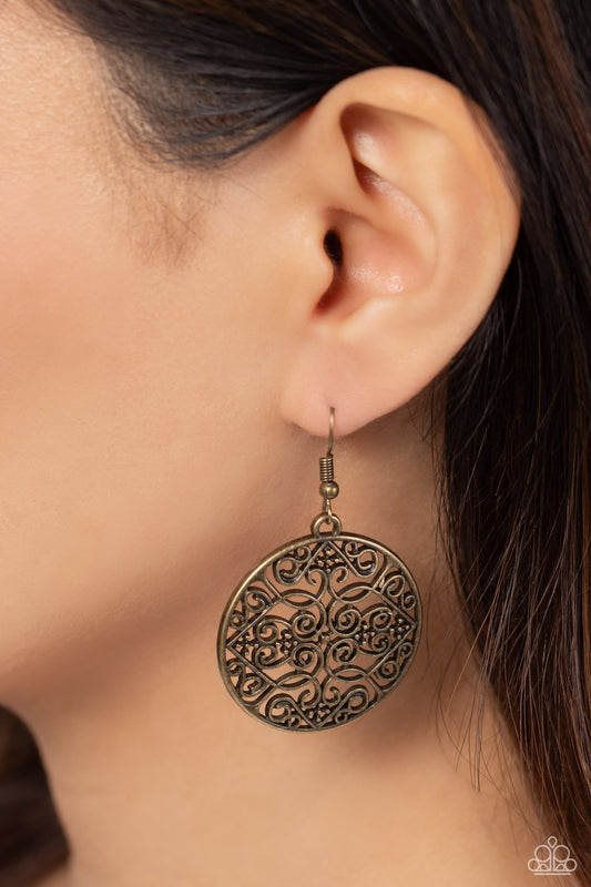 Paparazzi Dubai Décor - Brass Earring P5WH-BRXX-141XX