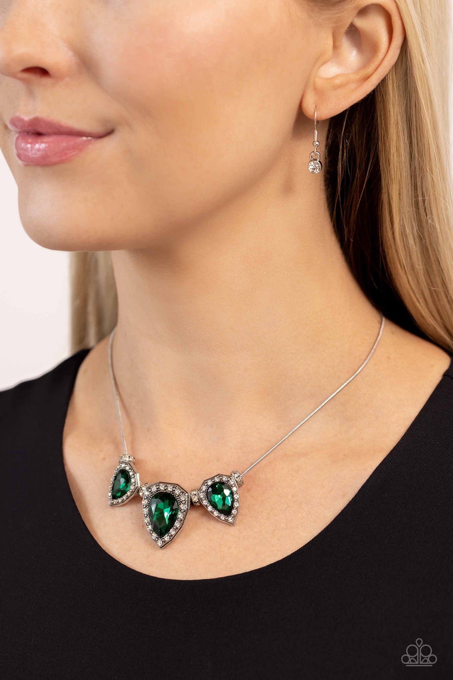 Paparazzi Majestic Met Ball - Green Necklace P2RE-GRXX-278XX