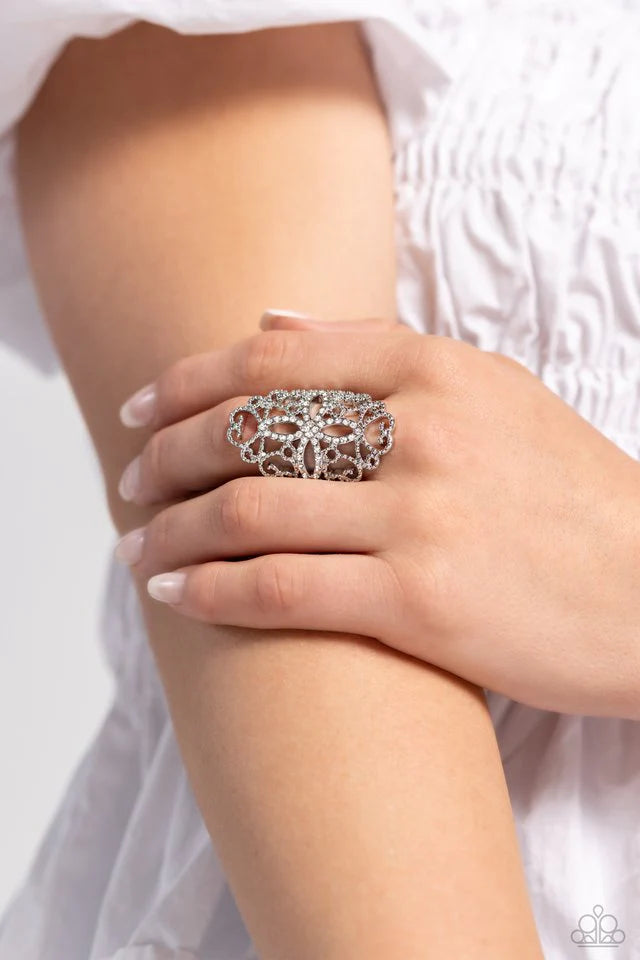 Paparazzi Fabulous Filigree - White Ring