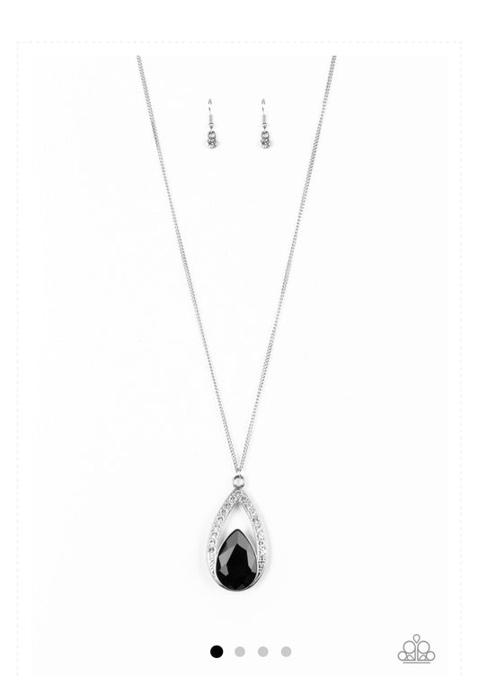 Paparazzi Notorious Noble-  Black Necklace