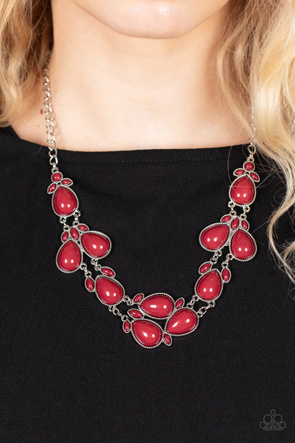 Paparazzi Botanical Banquet - Red Necklace