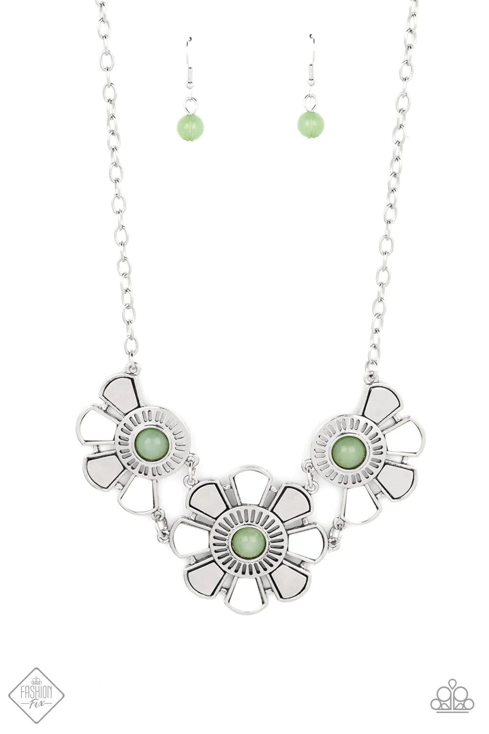 Paparazzi Aquatic Garden - Green Necklace