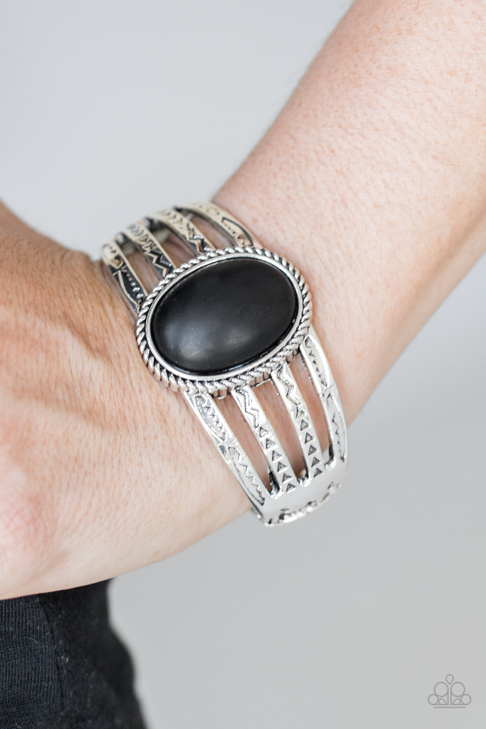 Paparazzi Desert Glyphs-Black Bracelet