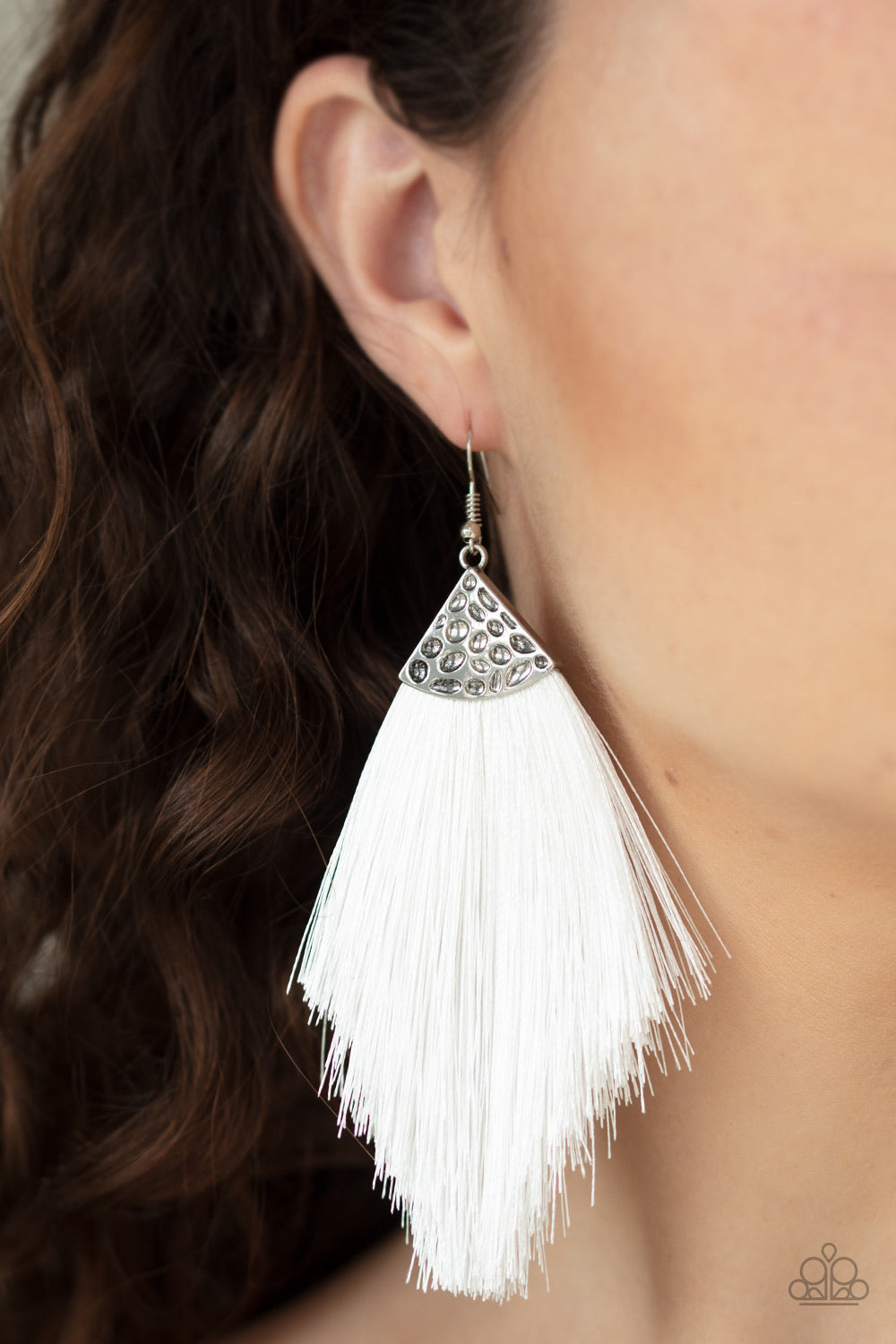 Tassel Tempo-White Earring