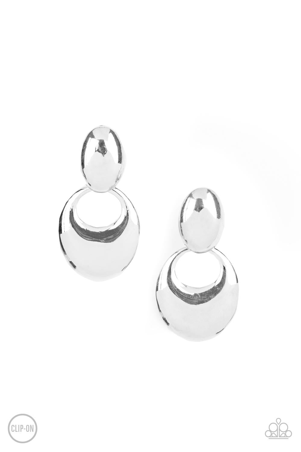 Urban Artistry - Silver  Clip on EarringP5CO-SVXX-105XX