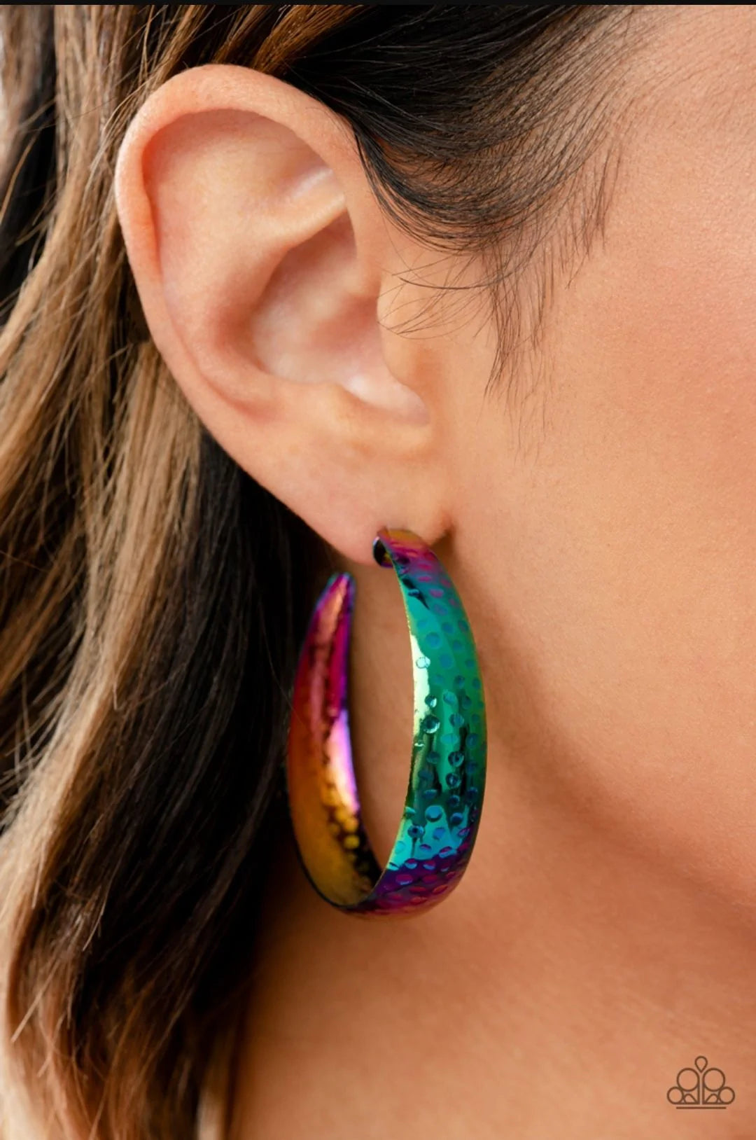 Paparazzi FUTURISTIC FLAVOR - MULTI OIL SPILL HOOP EARRINGS - LIFE OF THE PARTY SEPT 2022 PAPARAZZI