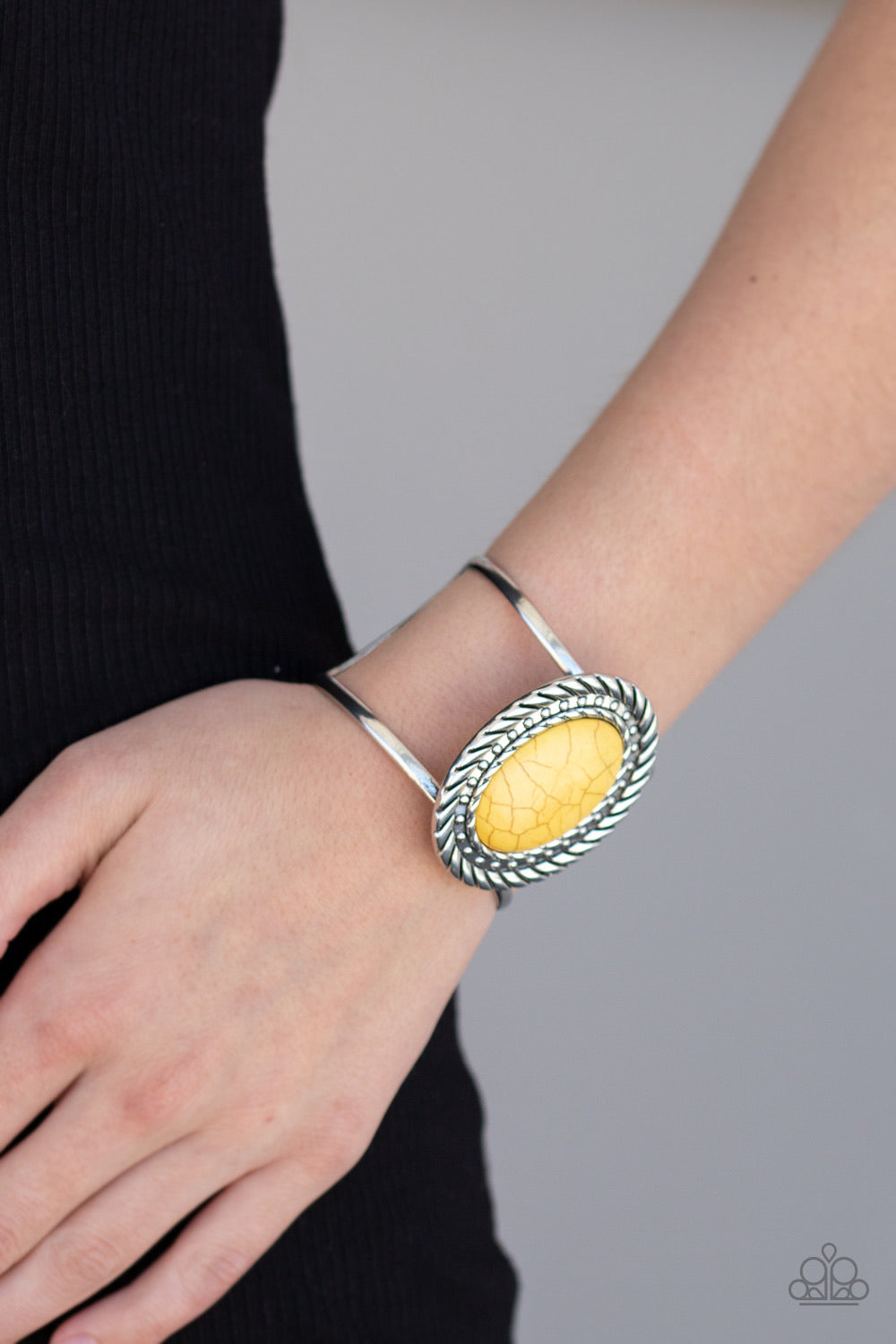 Paparazzi Desert Aura -Yellow Bracelet