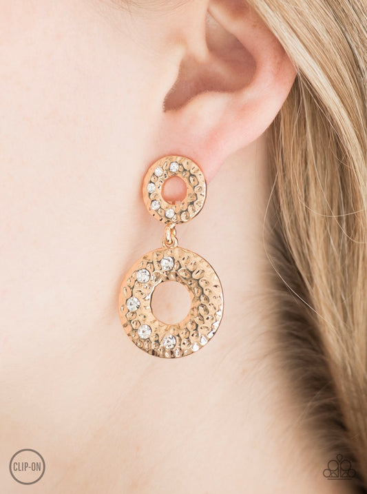 Paparazzi Sophisticated Shimmer-Clip On Earring