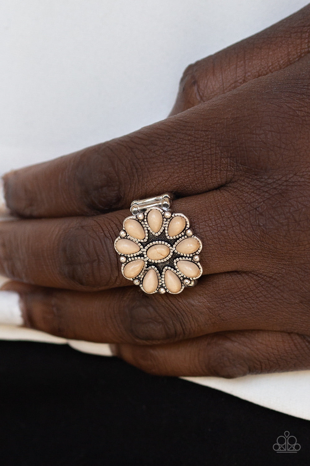 Stone Gardenia- Brown Ring