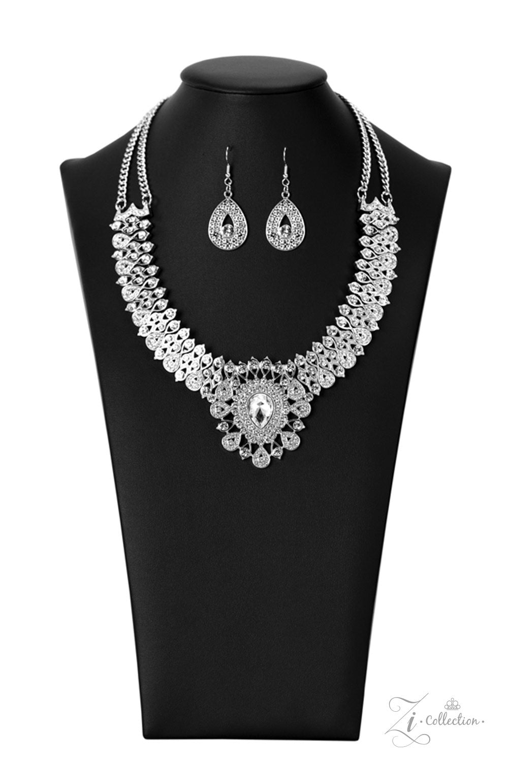 Paparazzi - Silver Necklace Zi Collection Exquisite -Z2218