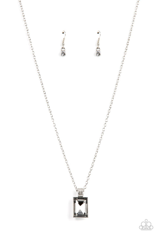 Paparazzi Understated Dazzle Silver Necklace -