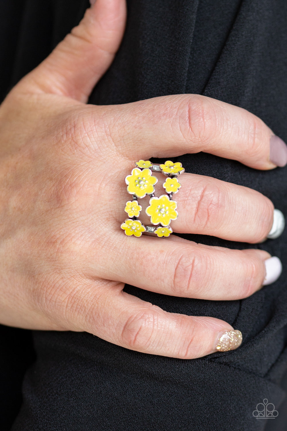 Paparazzi Floral Crowns - Yellow  Ring P4WH-YWXX-146XX